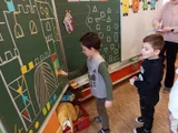BŘEZEN (19)