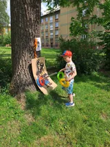 červen (27)