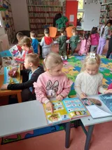 knihovns (2)
