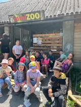 ZOO (2)